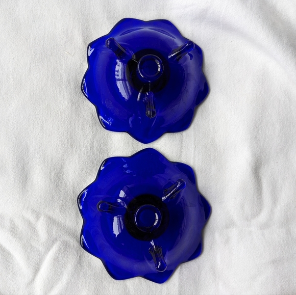 Vintage Fenton Cobalt Blue Glass 6 Petal 3 Footed Candle Holders - 2 - Picture 10 of 12